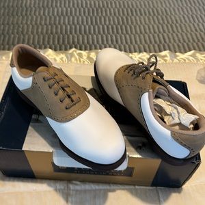 Footjoy Golf Shoes. new
